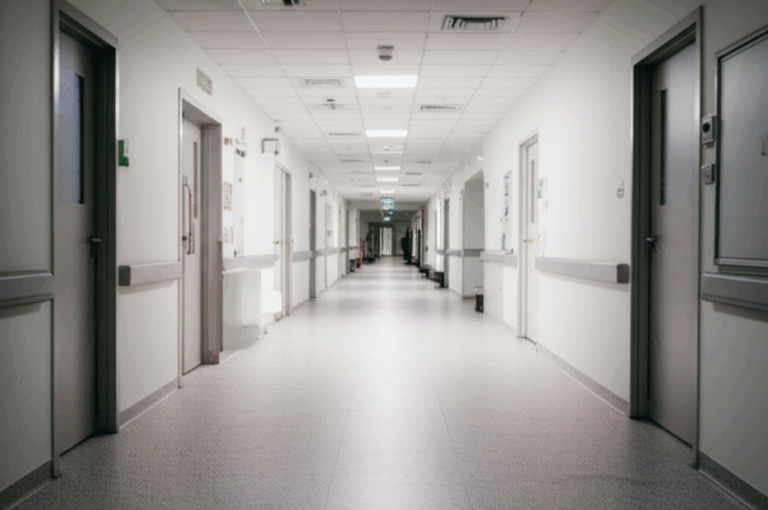 Why Don t Hospitals Have Dentists Understanding the Healthcare Divide and Your Options